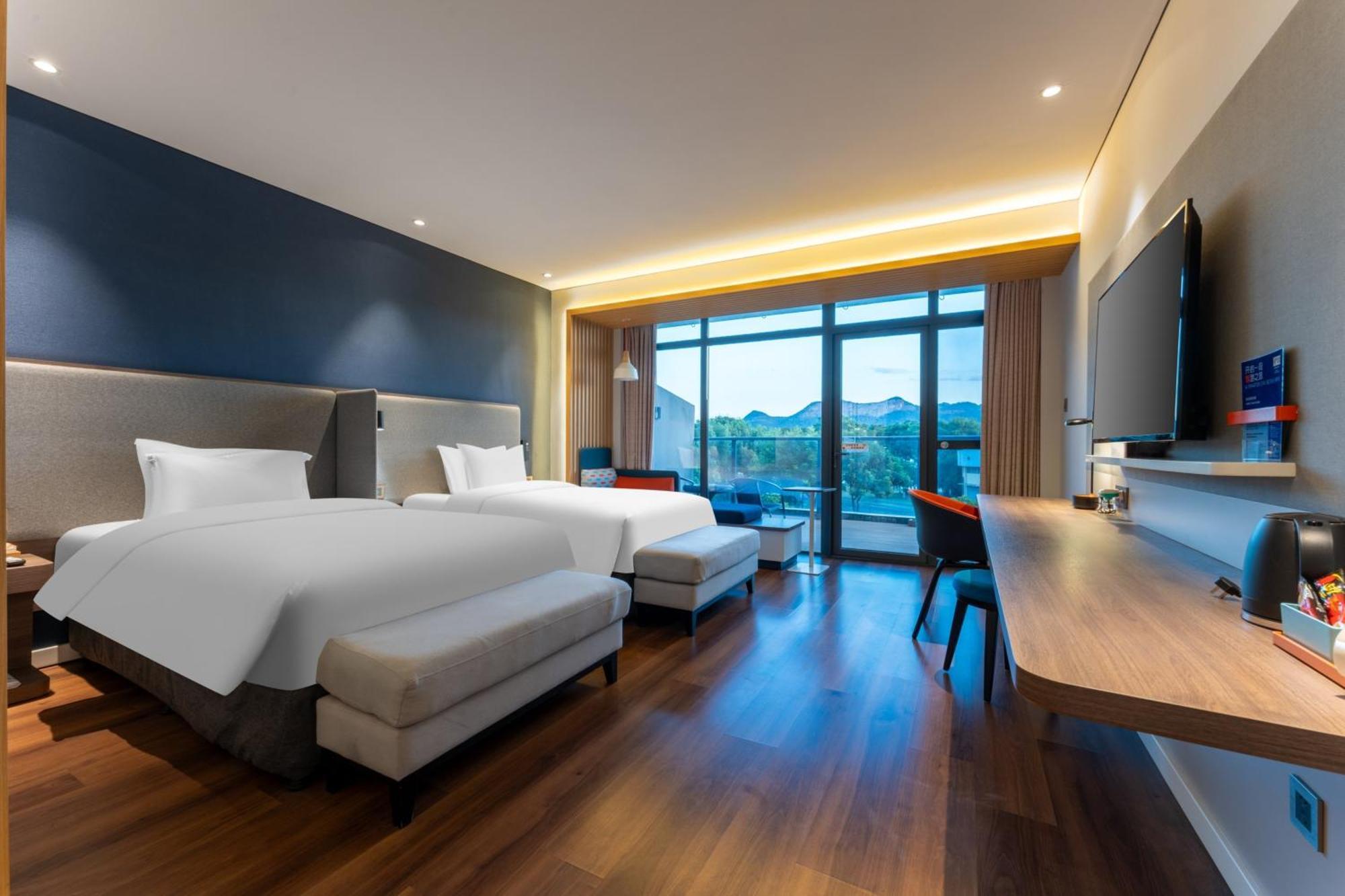 Holiday Inn Express Yichang Riverside By Ihg Buitenkant foto